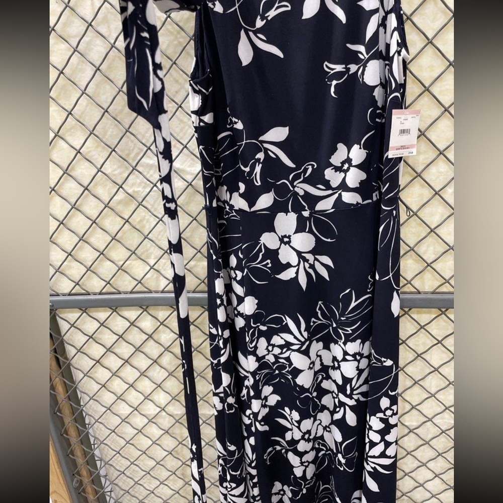 NWT Anne Klein Navy and White Floral Sleeveless Dress w/Tie Size 10 - Picture 4 of 5